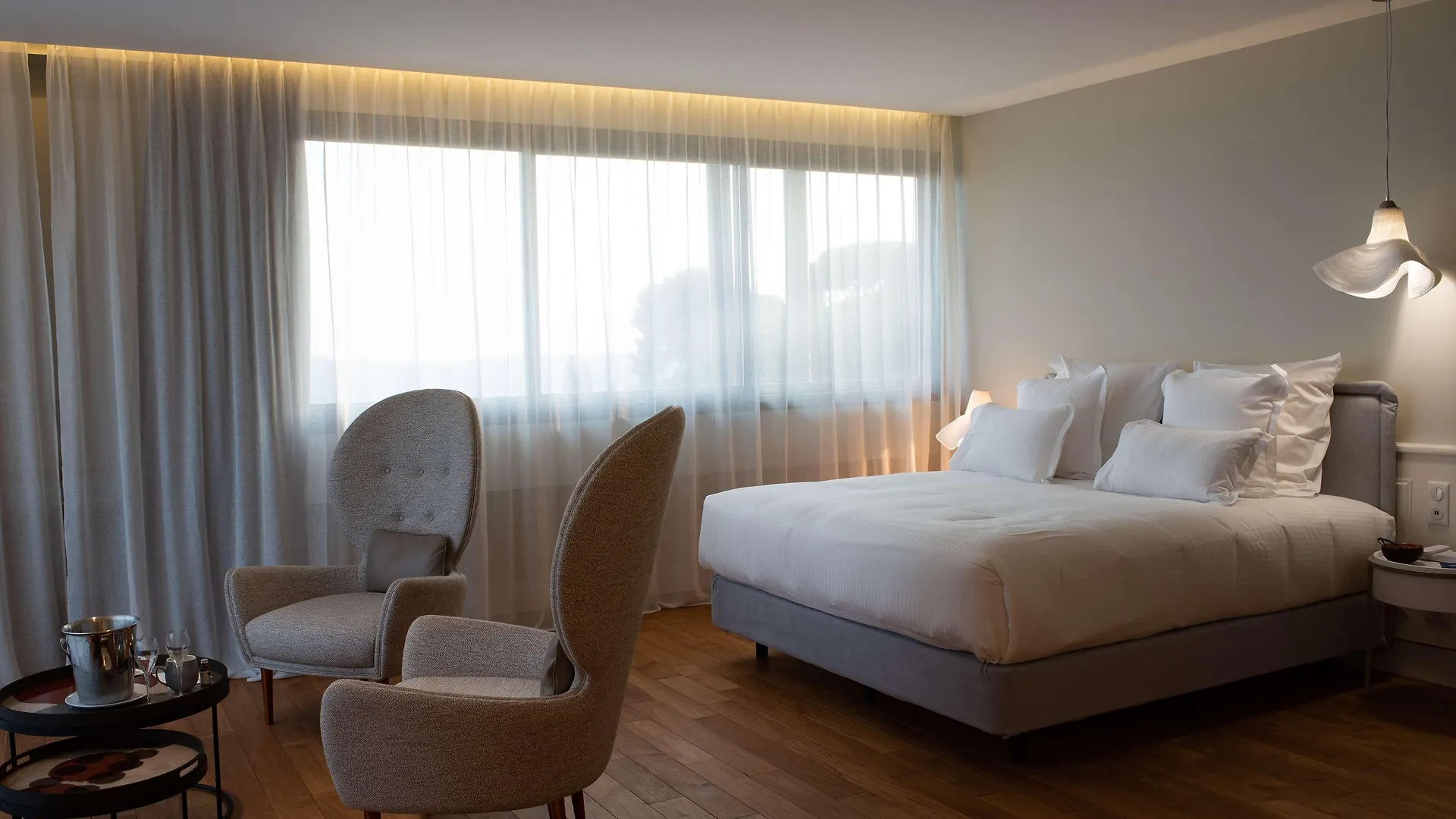 בורם-לה-מימוזה Eden Rose Grand Hotel BW Premier Collection